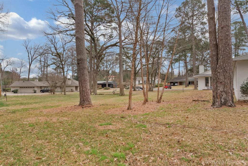 Shreveport, Louisiana, 71106, United States, 5 Bedrooms Bedrooms, ,4 BathroomsBathrooms,Residential,For Sale,1829039