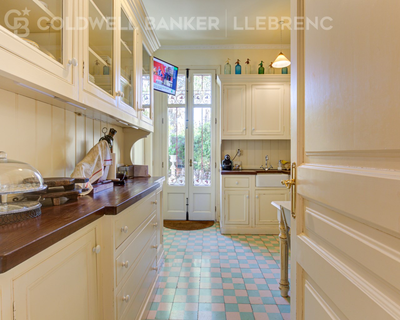 Barcelona, Barcelona, Sarri? - Sant Gervasi, Vallv, Barcelona, Catalonia, ES, 10 Bedrooms Bedrooms, ,8 BathroomsBathrooms,Residential,For Sale,Barcelona, Barcelona, Sarri? - Sant Gervasi, Vallv,1612696