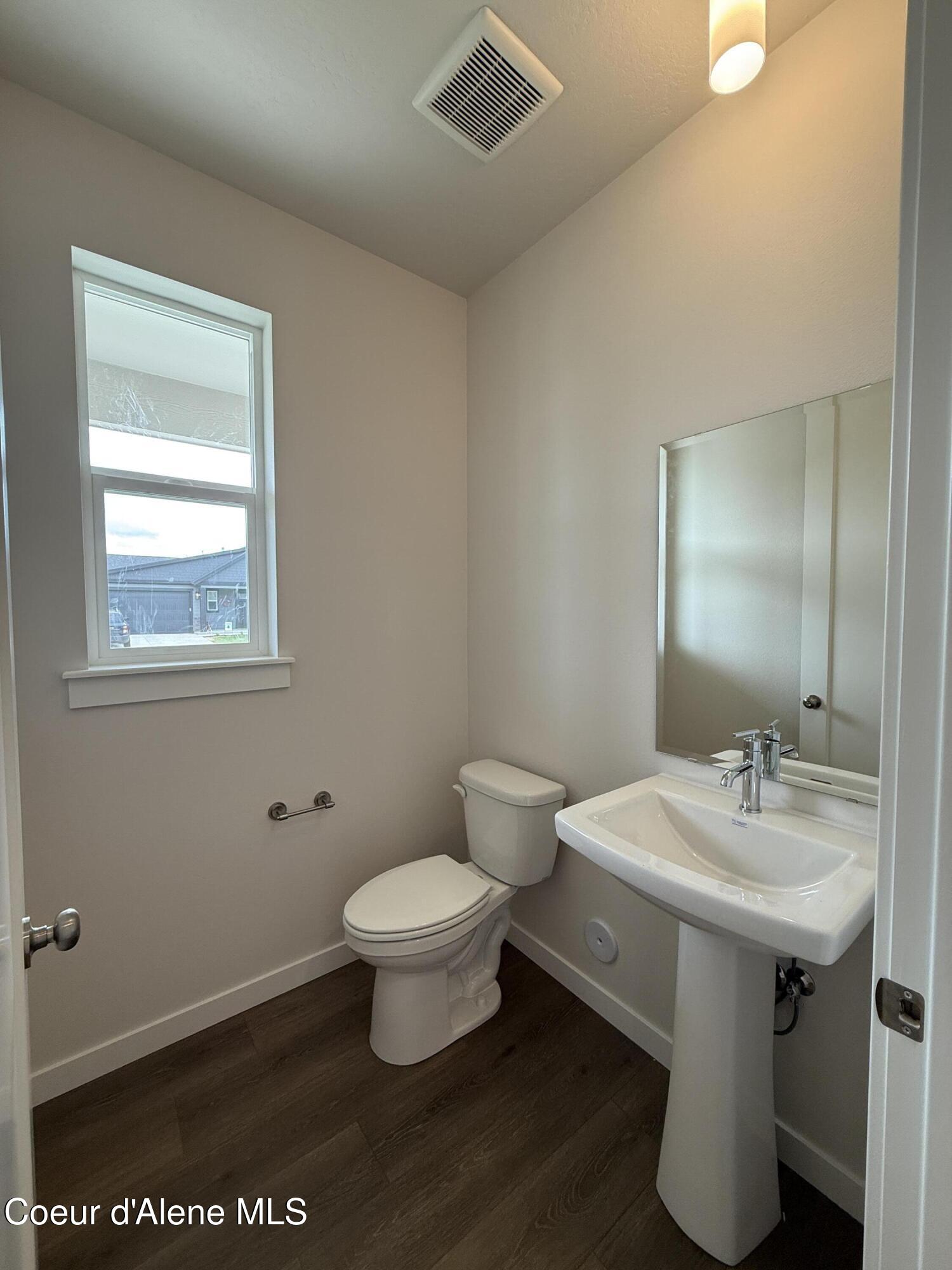 Post Falls, Idaho, 83854, United States, 4 Bedrooms Bedrooms, ,3 BathroomsBathrooms,Residential,For Sale,1927944