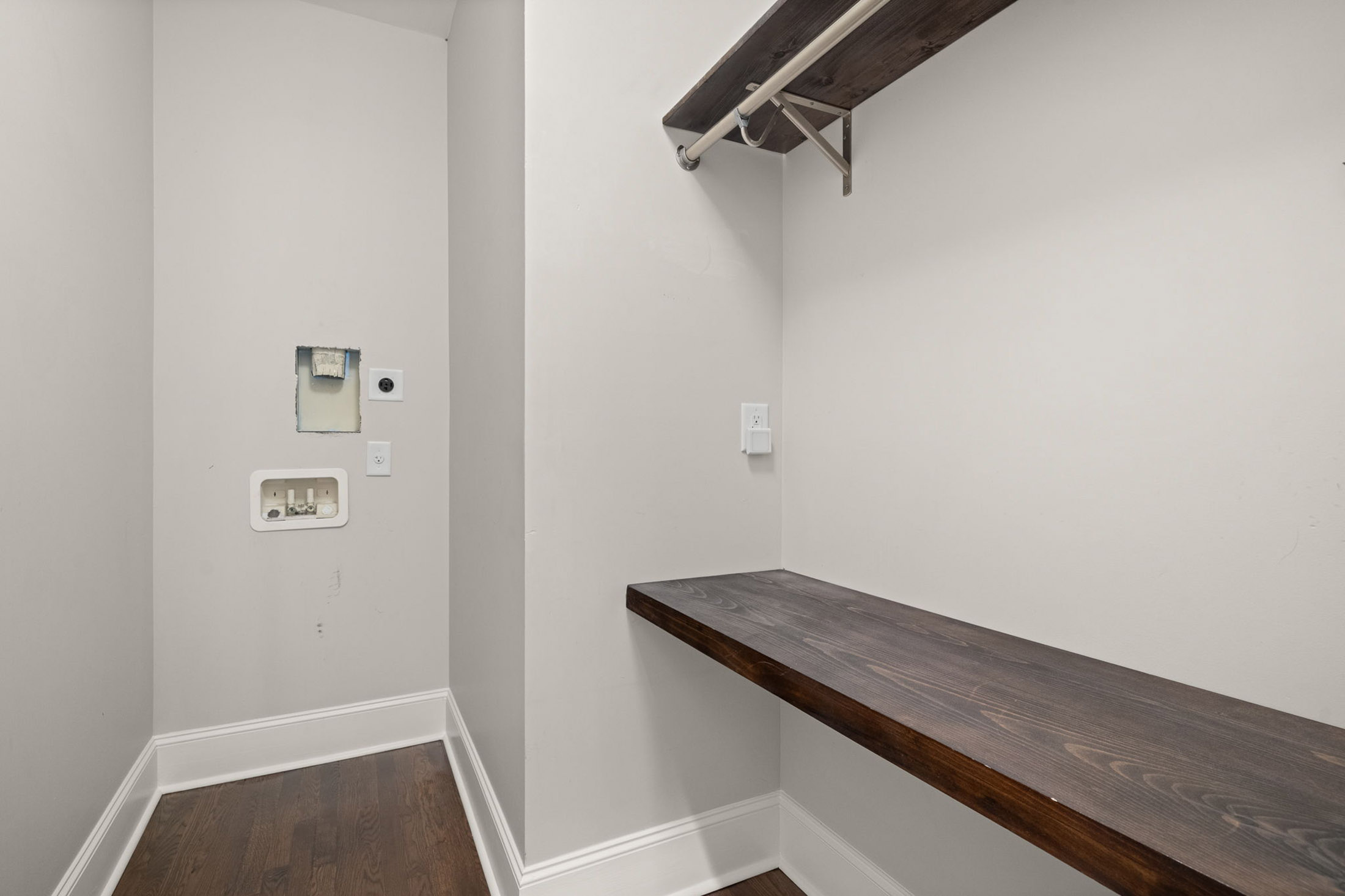  Stunning and Completely Renovated Morningside Home on 3.2+/- Acre Estate Lot - 物件實景