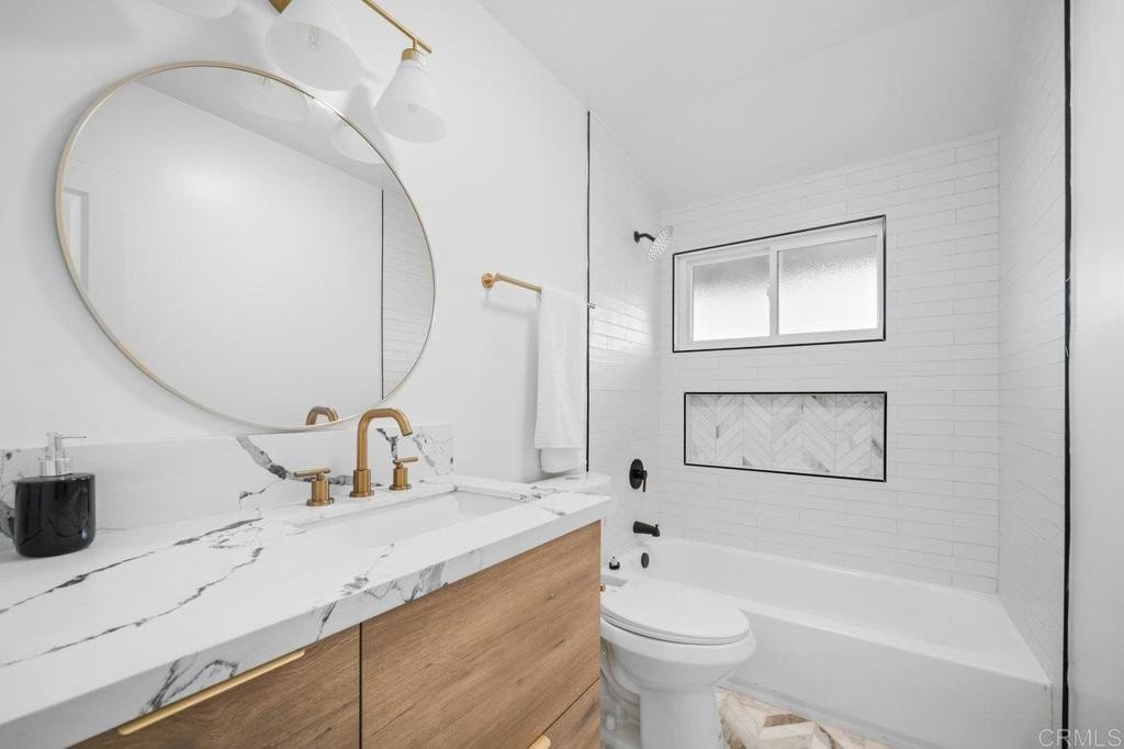 San Diego, California, 92117, United States, 3 Bedrooms Bedrooms, ,2 BathroomsBathrooms,Residential,For Sale,1793737