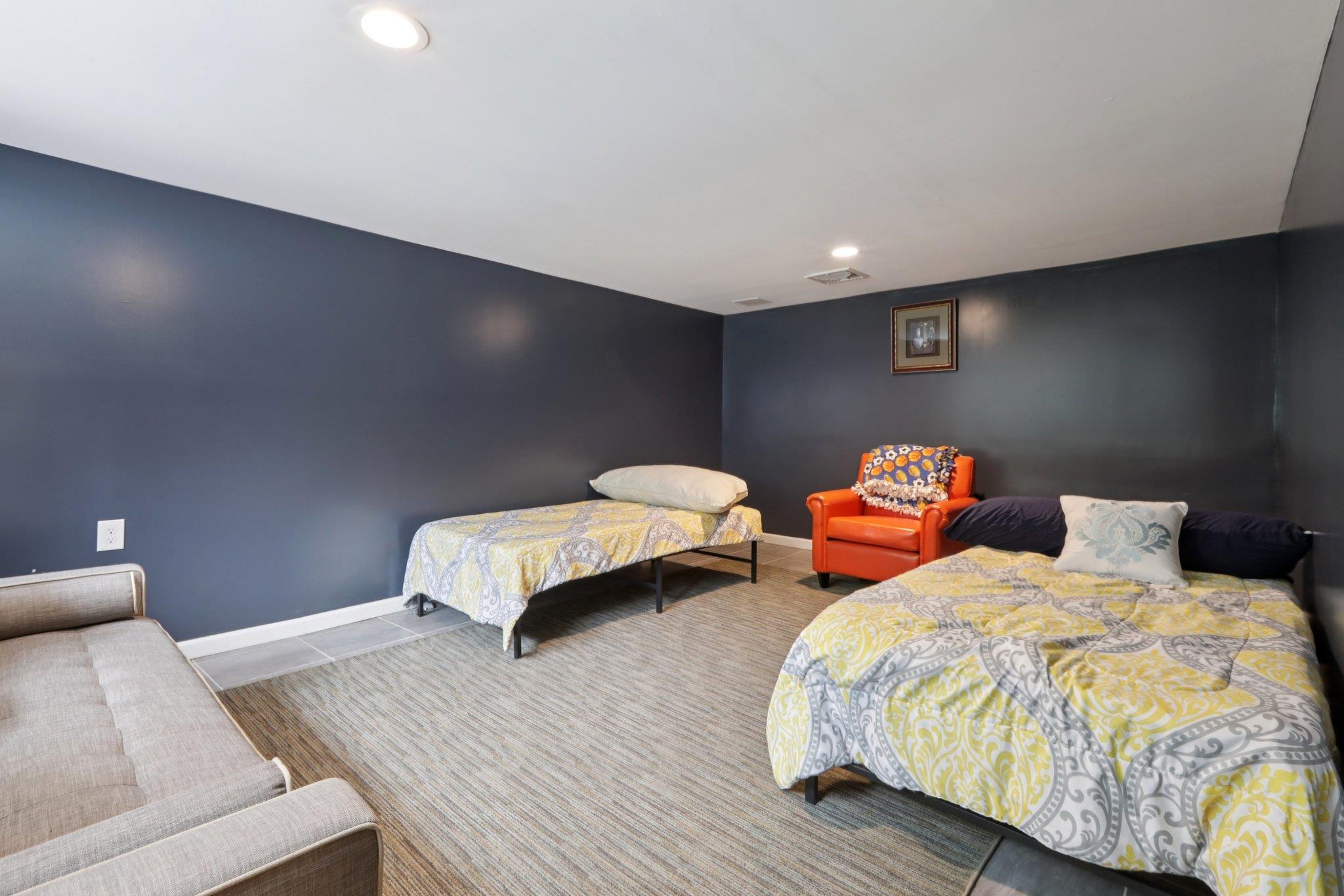 New City, New York, 10956, United States, 2 Bedrooms Bedrooms, ,3 BathroomsBathrooms,Residential,For Sale,1928184