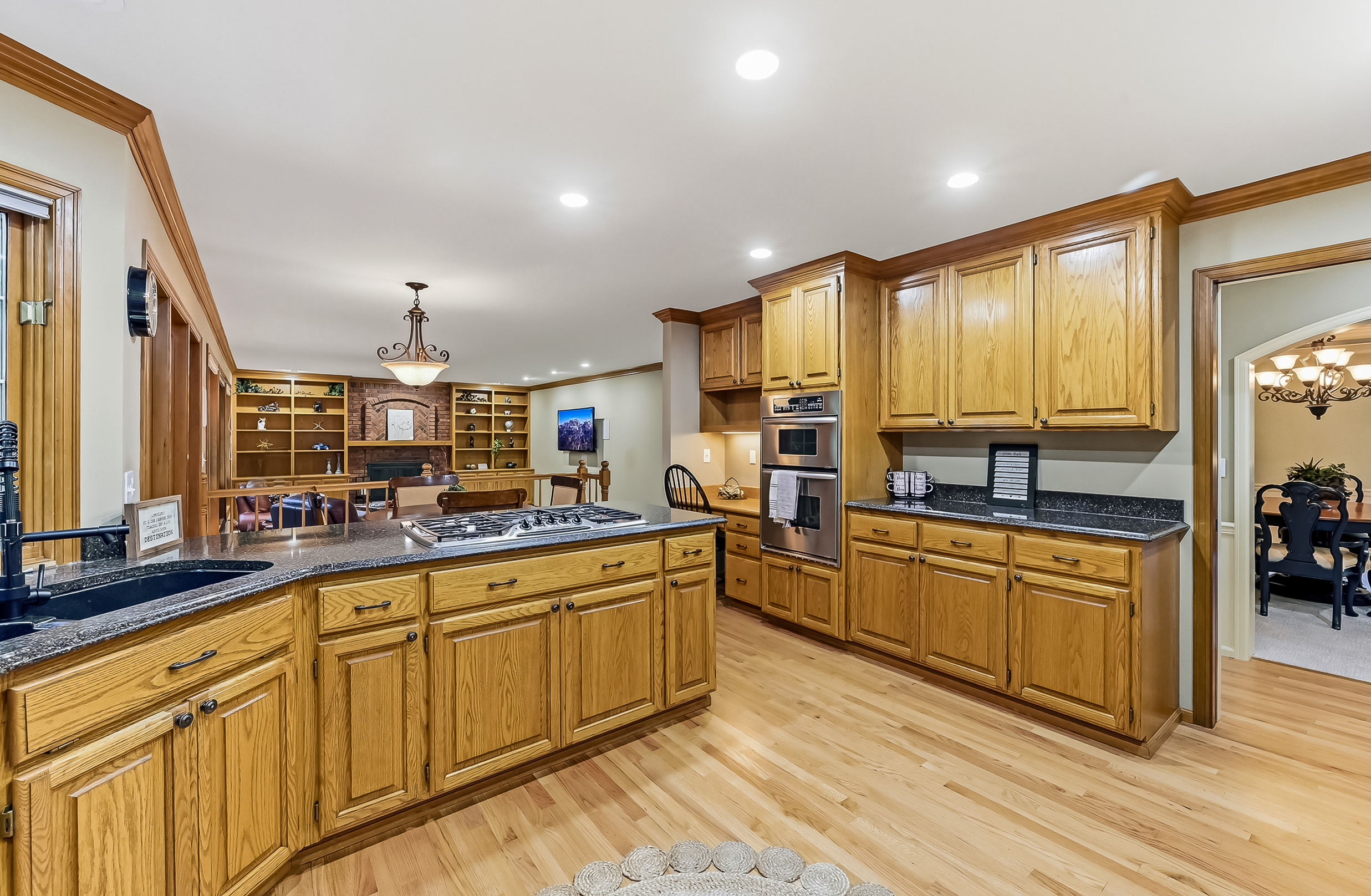  21310 NE 101st Ct, Redmond, WA 98053 - 物件實景