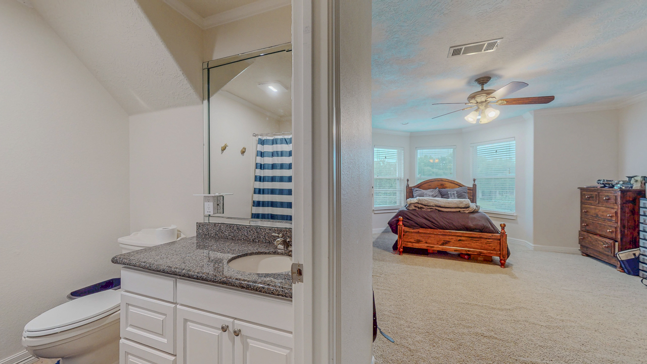 Orange, Texas, 77630, United States, 3 Bedrooms Bedrooms, ,5 BathroomsBathrooms,Residential,For Sale,1901539