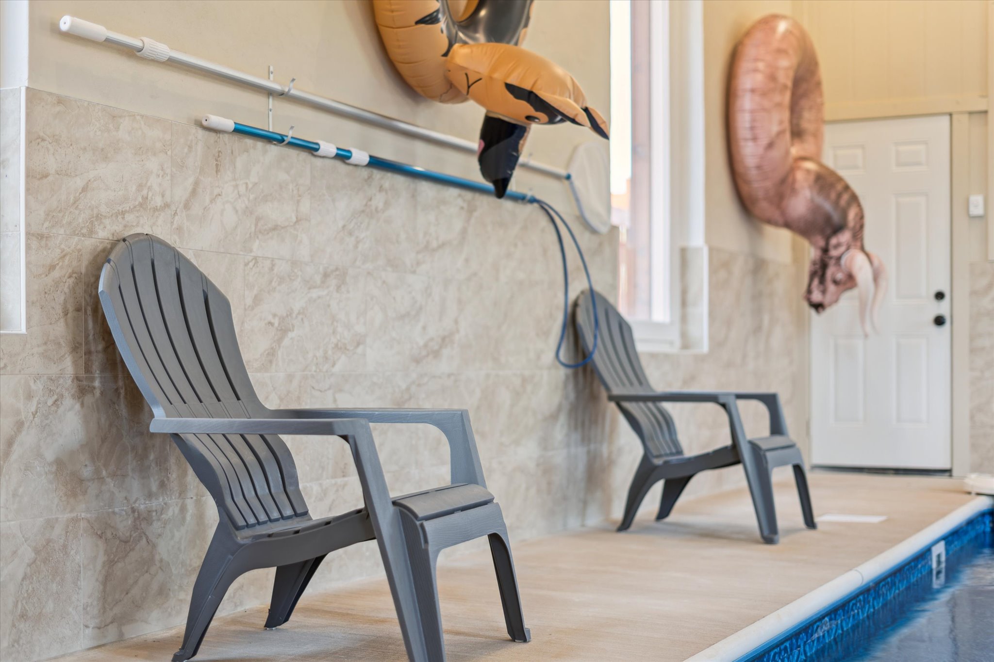 Sevierville, Tennessee, 37876, United States, 8 Bedrooms Bedrooms, ,9 BathroomsBathrooms,Residential,For Sale,1981124