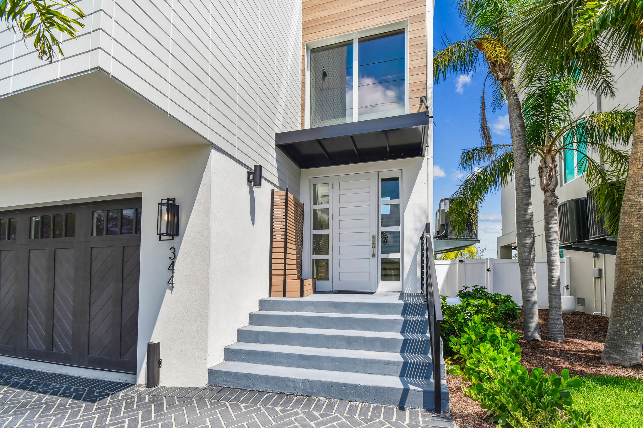 Treasure Island, Florida, 33706, United States, 5 Bedrooms Bedrooms, ,5 BathroomsBathrooms,Residential,For Sale,1792310