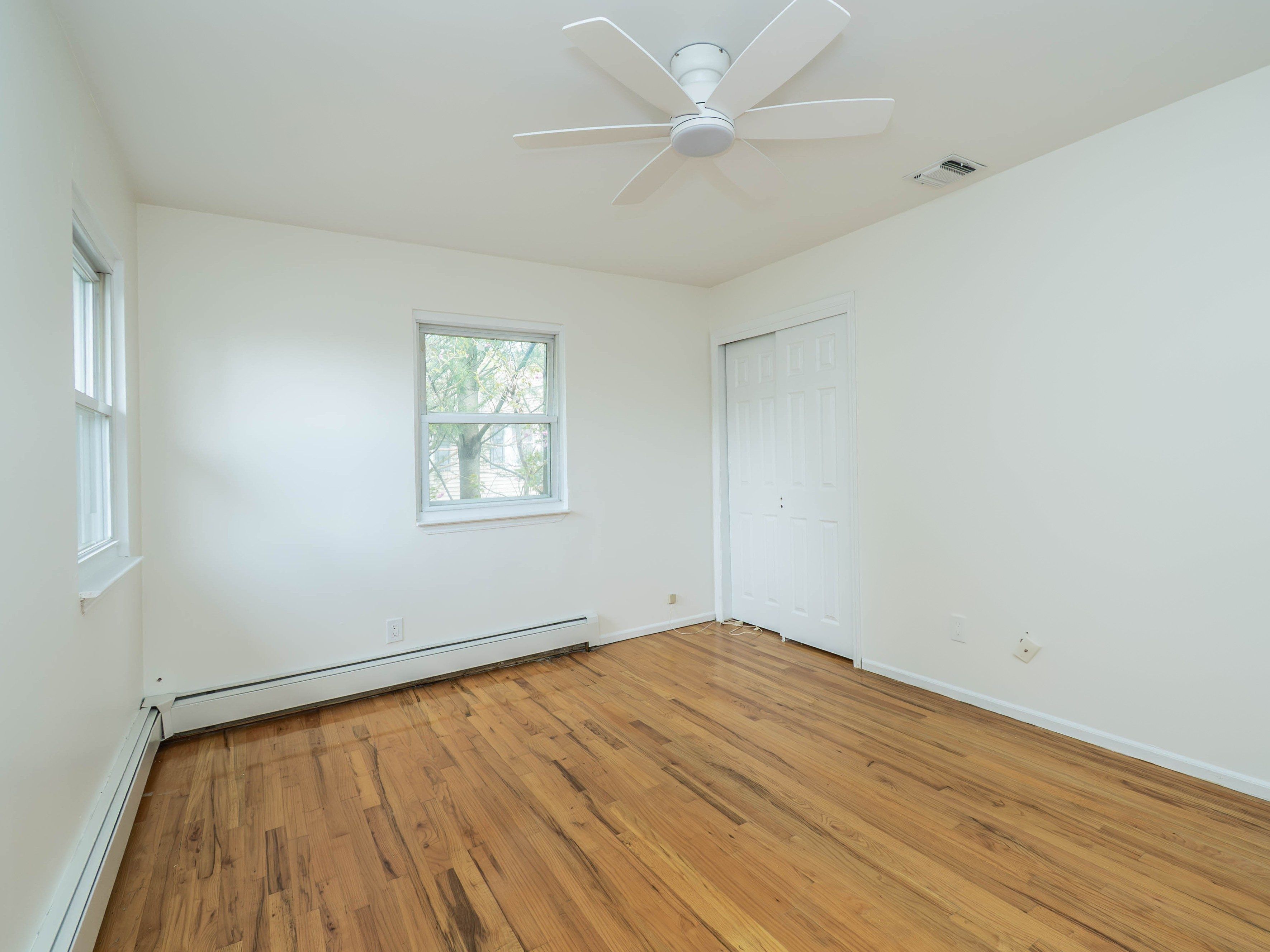  53A Grove Street, Glenwood Landing, NY, 11547 - 物件實景