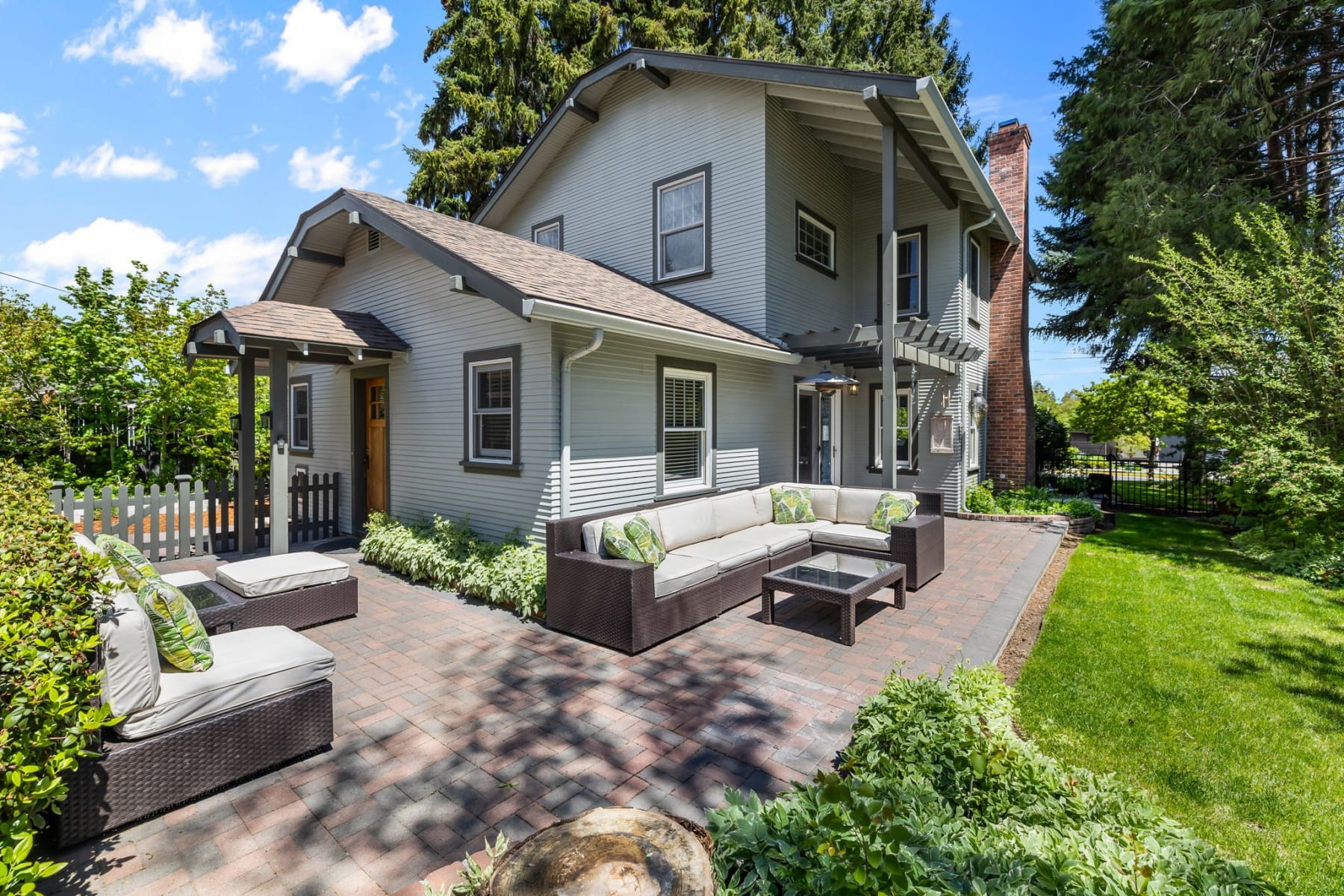  305 NW Columbia Street Bend, OR 97703 - 物件實景