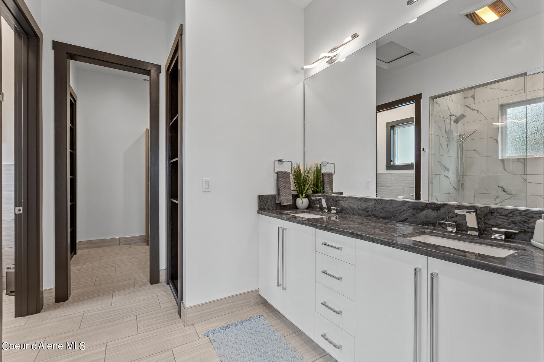 Coeur d'Alene, Idaho, 83814, United States, 4 Bedrooms Bedrooms, ,1 BathroomBathrooms,Residential,For Sale,1975946