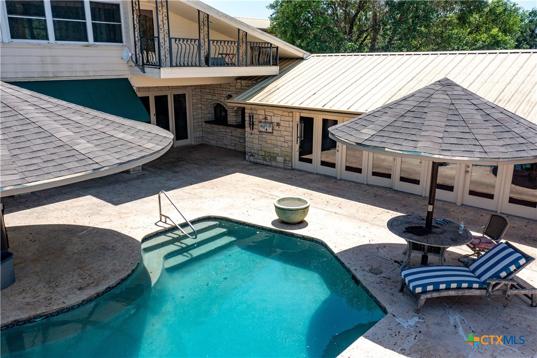 Edna, Texas, 77957, United States, 5 Bedrooms Bedrooms, ,5 BathroomsBathrooms,Residential,For Sale,1770365