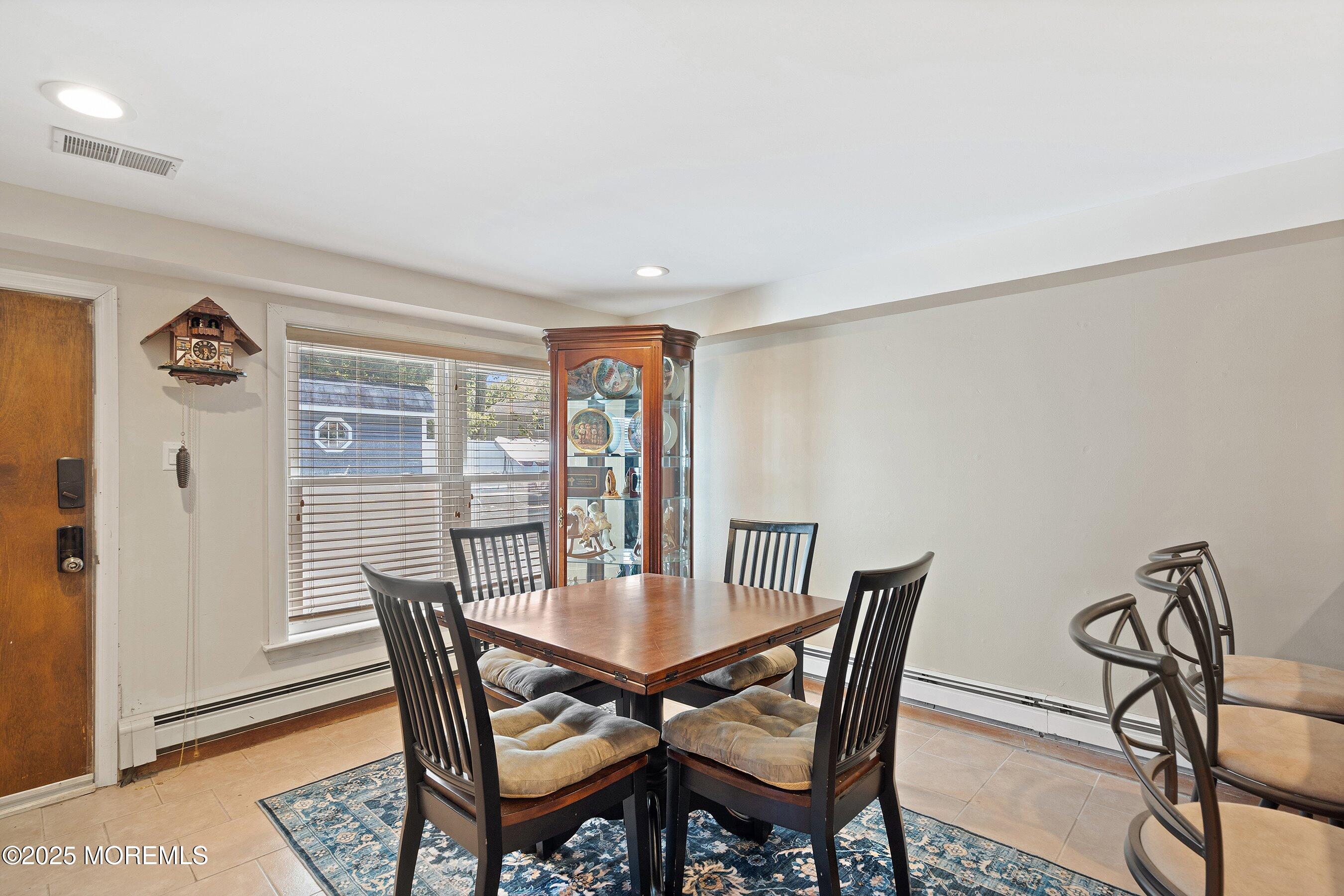 Brick, New Jersey, 08724, United States, 5 Bedrooms Bedrooms, ,3 BathroomsBathrooms,Residential,For Sale,1976432