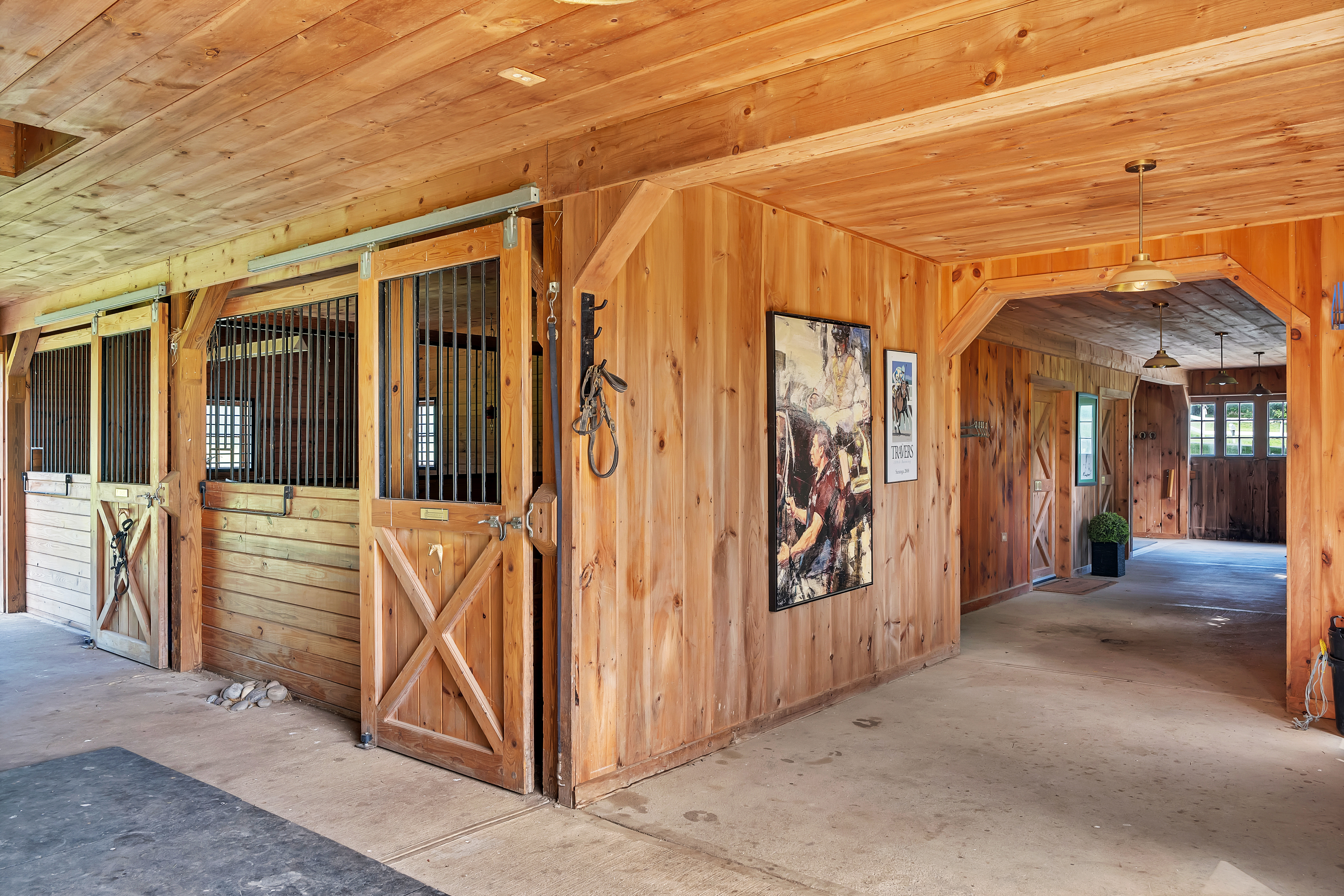 Equestrian Estate on 7 Acres - 物件實景