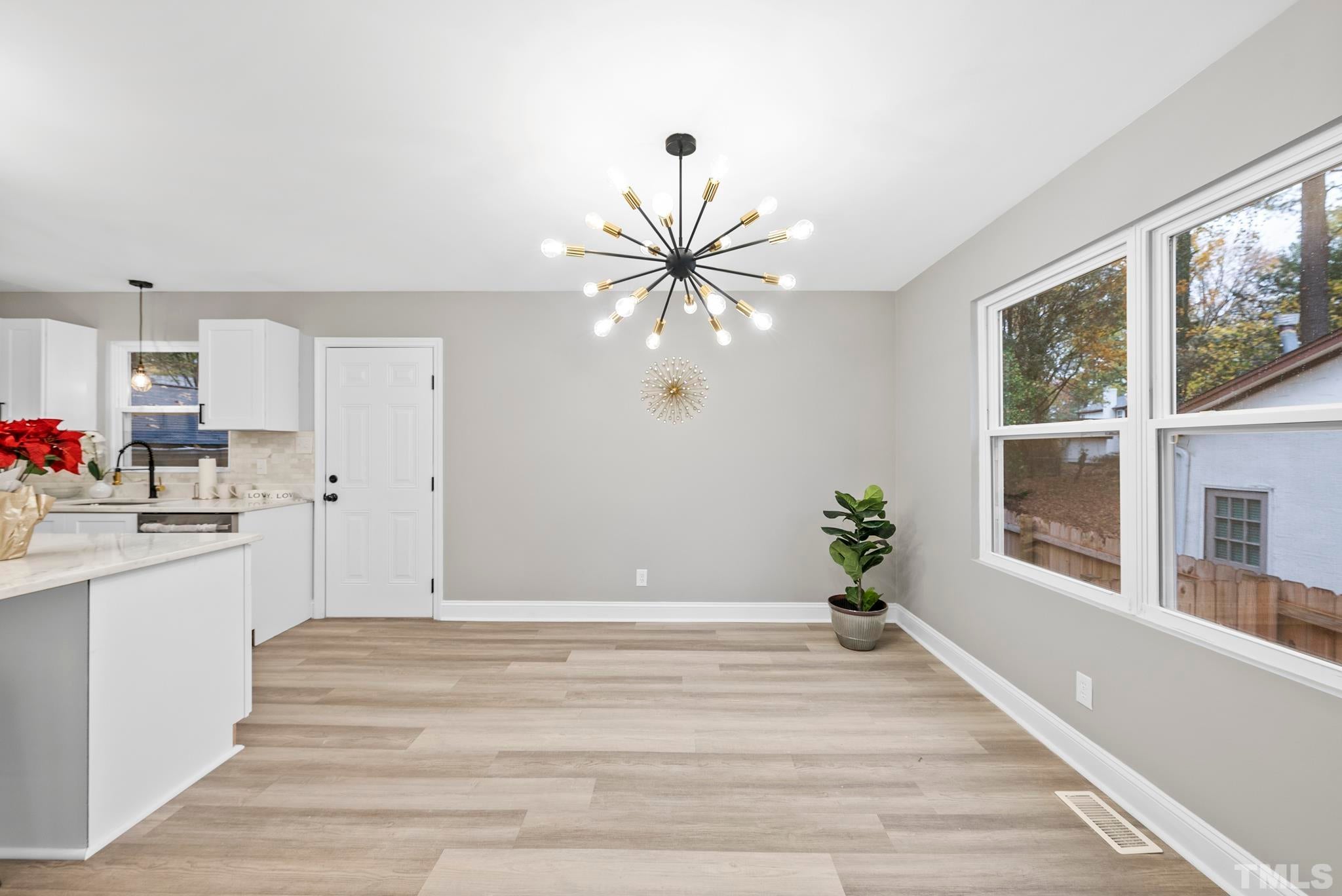 20 Lynn Road, Raleigh, North Carolina, 27609, United States, 4 Bedrooms Bedrooms, ,3 BathroomsBathrooms,Residential,For Sale,20 Lynn Road,1433287
