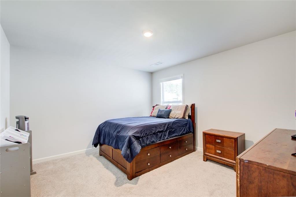 Acworth, Georgia, 30101, United States, 6 Bedrooms Bedrooms, ,4 BathroomsBathrooms,Residential,For Sale,1828453