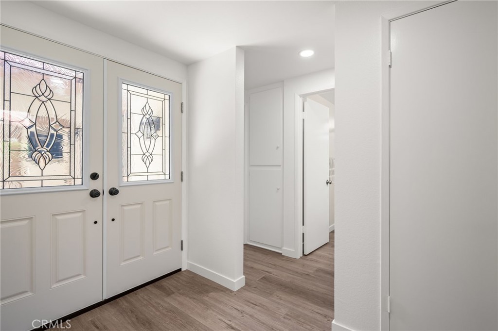 Huntington Beach, California, 92646, United States, 4 Bedrooms Bedrooms, ,3 BathroomsBathrooms,Residential,For Sale,1912576