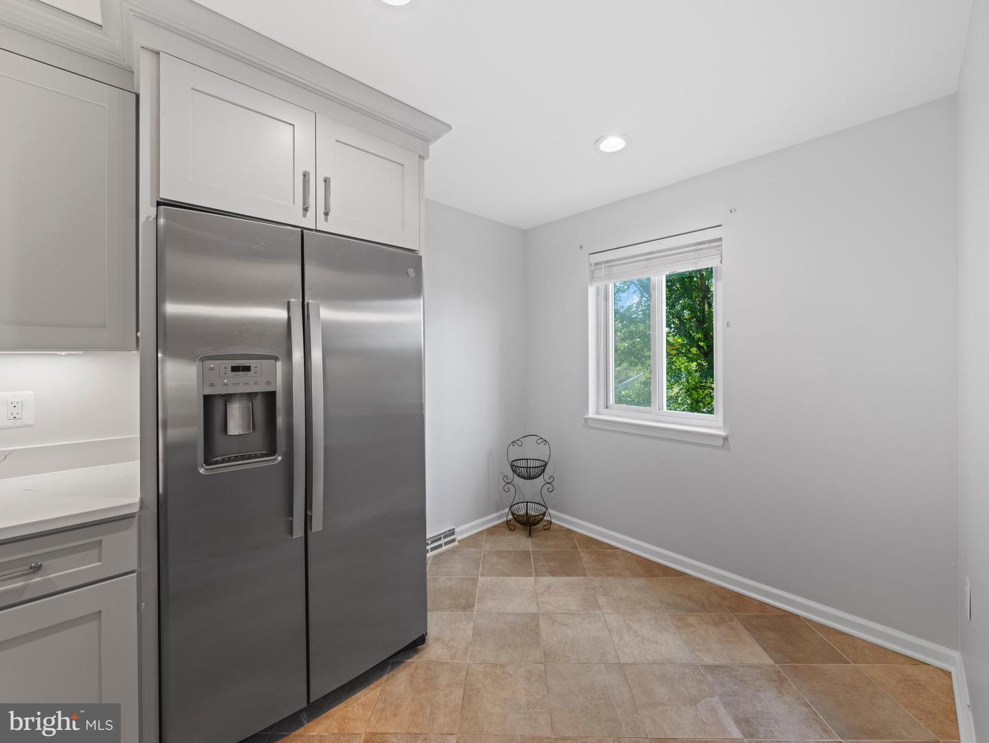 Annandale, Virginia, 22003, United States, 3 Bedrooms Bedrooms, ,4 BathroomsBathrooms,Residential,For Sale,2001924