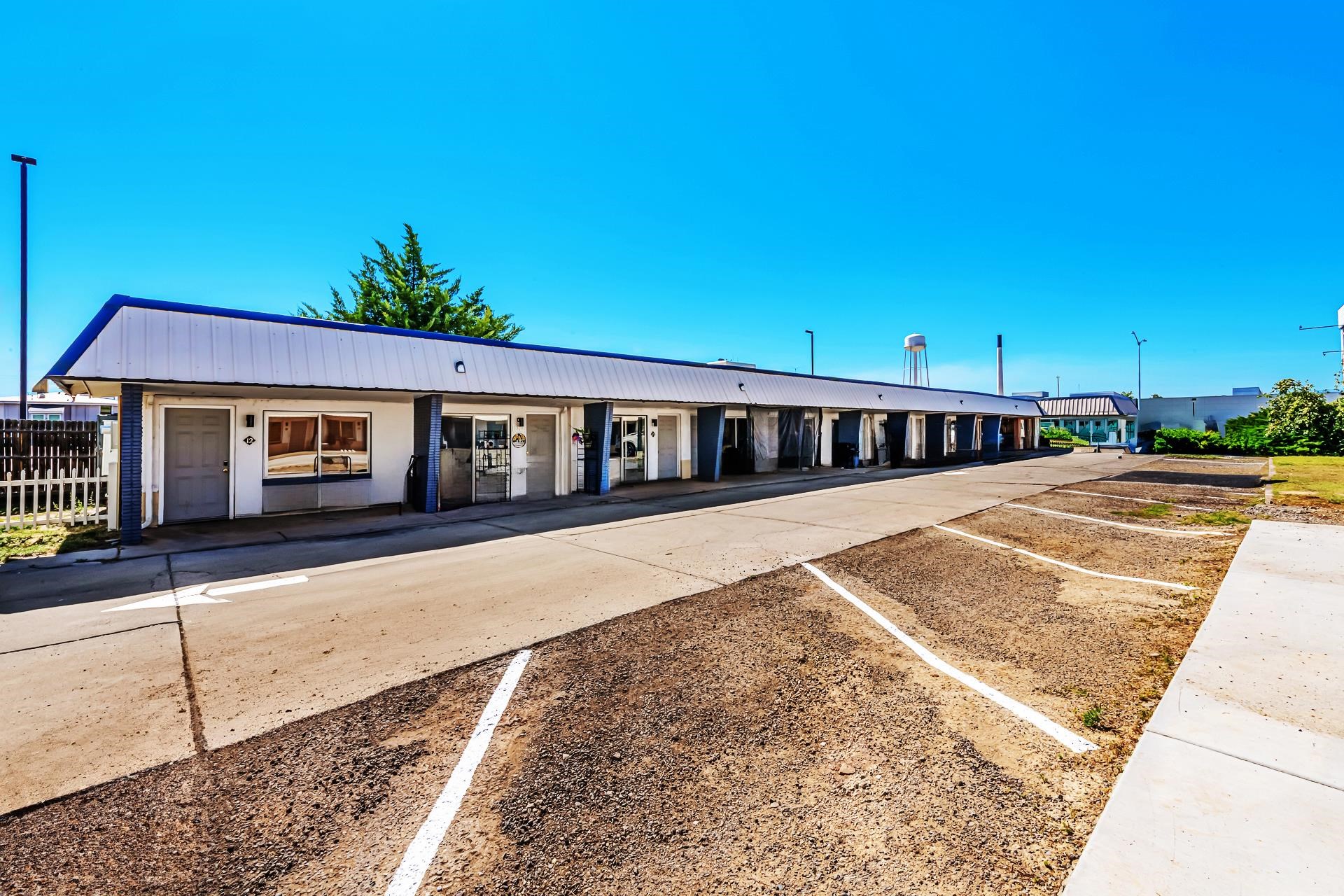 Grand Junction, Colorado, 81501, United States, 24 Bedrooms Bedrooms, ,23 BathroomsBathrooms,Residential,For Sale,1981907