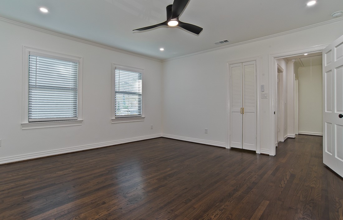 Dallas, Texas, 75203, United States, 2 Bedrooms Bedrooms, ,2 BathroomsBathrooms,Residential,For Sale,1993579