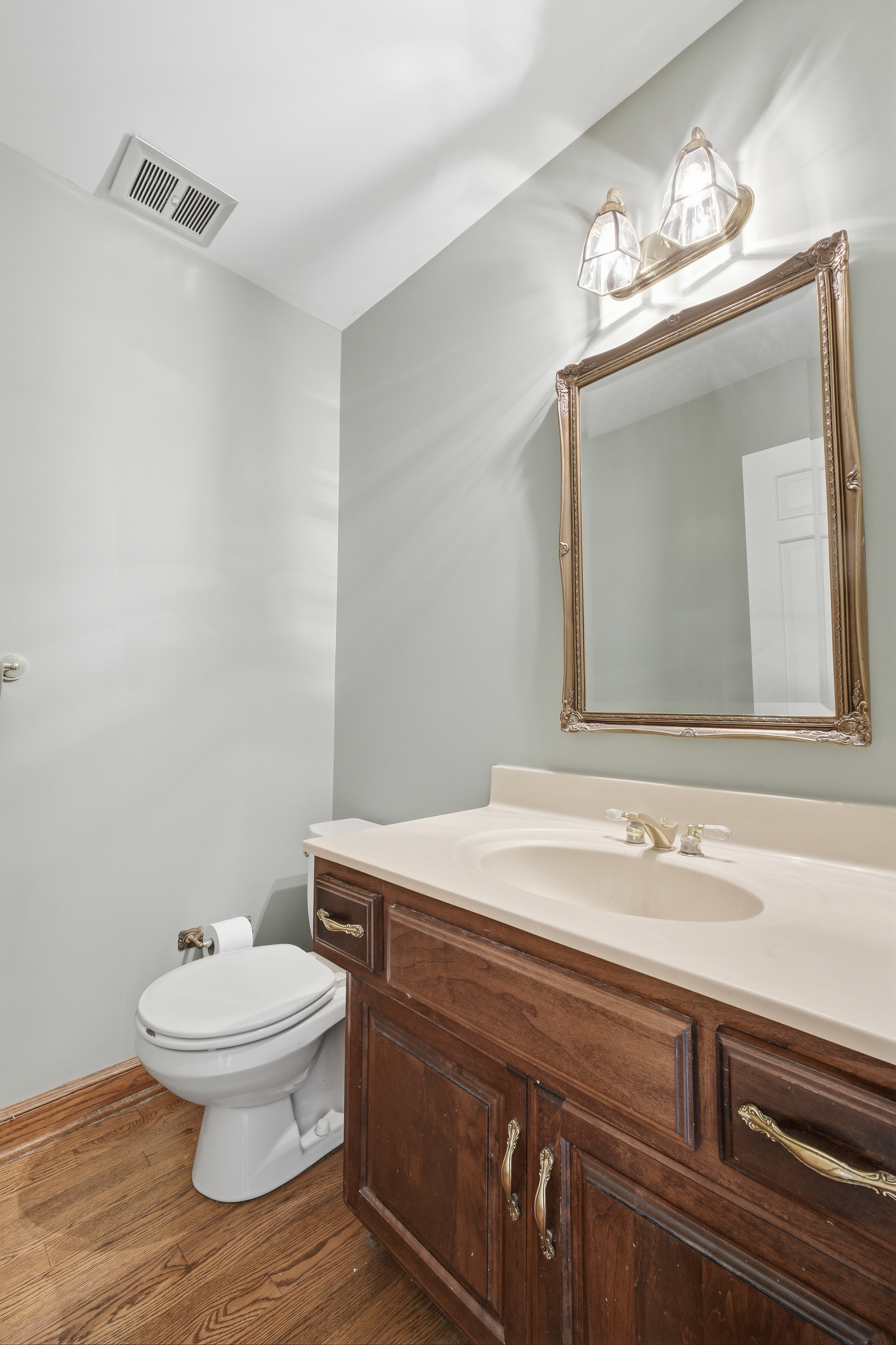  2324 Thornhill Road, Louisville, KY 40222 - 物件實景