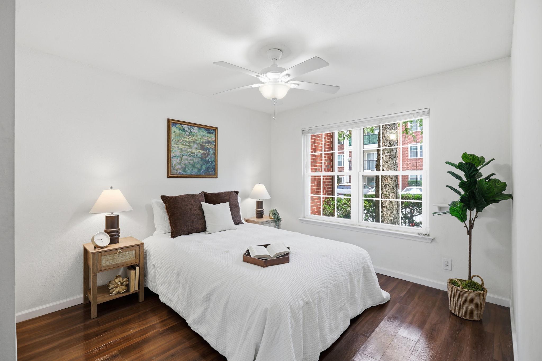  3303 Wyndham Circle, Alexandria, VA, 22302 - 物件實景