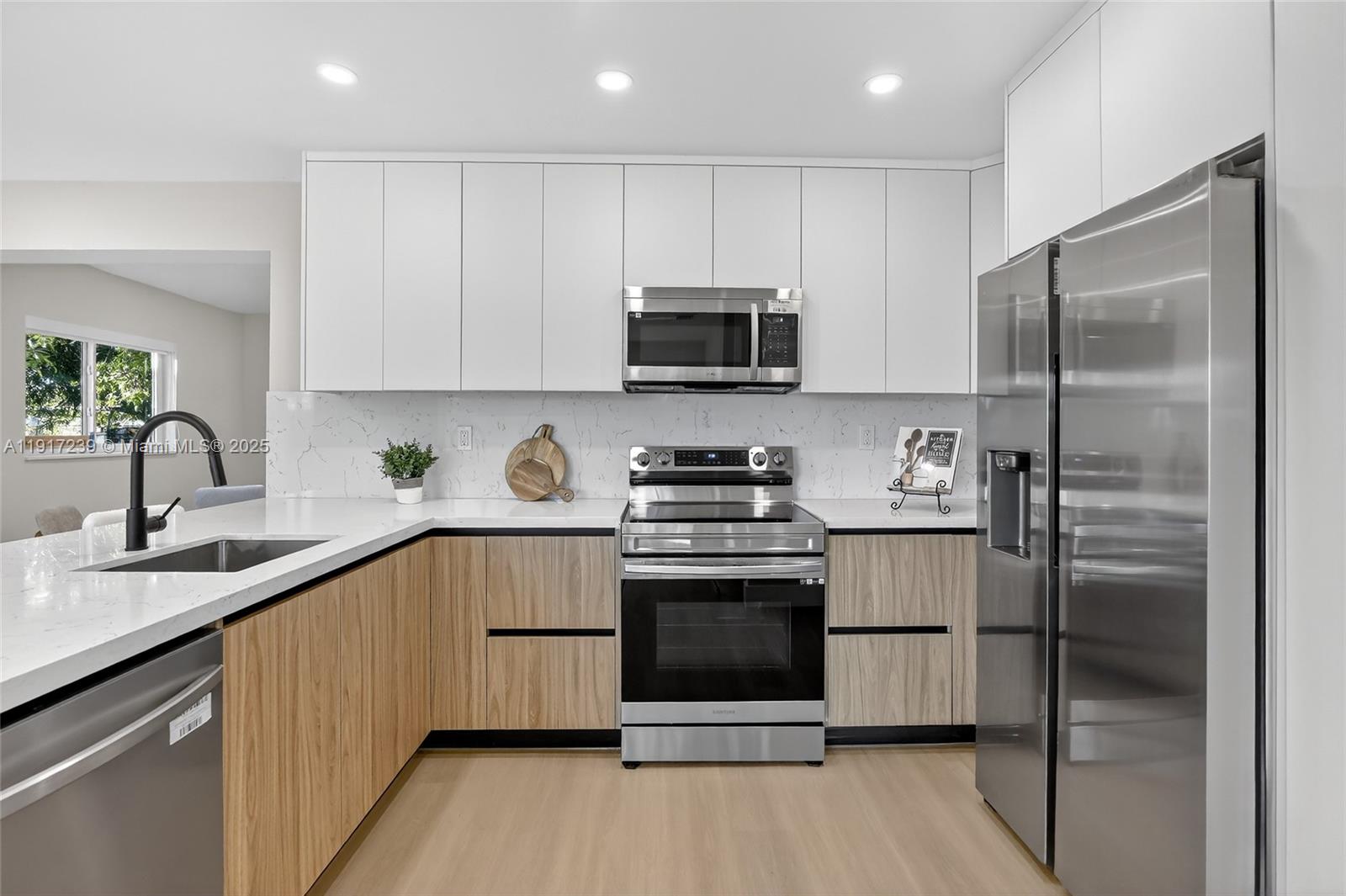 Miami Gardens, Florida, 33056, United States, 3 Bedrooms Bedrooms, ,2 BathroomsBathrooms,Residential,For Sale,1995536