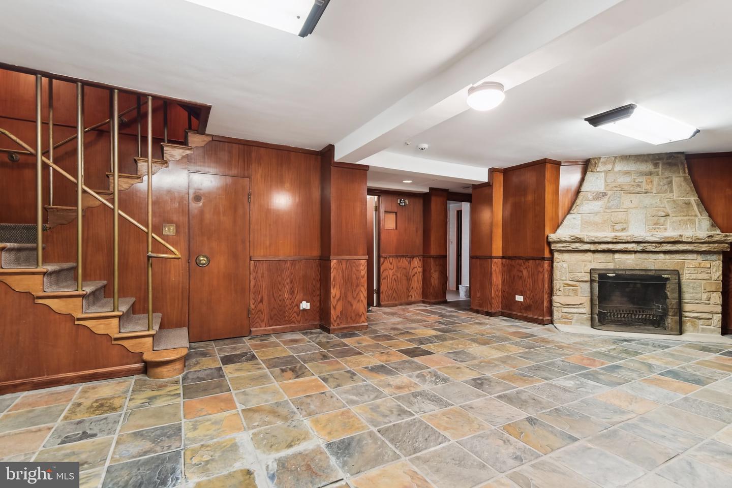 Baltimore, Maryland, 21218, United States, 5 Bedrooms Bedrooms, ,5 BathroomsBathrooms,Residential,For Sale,1770733