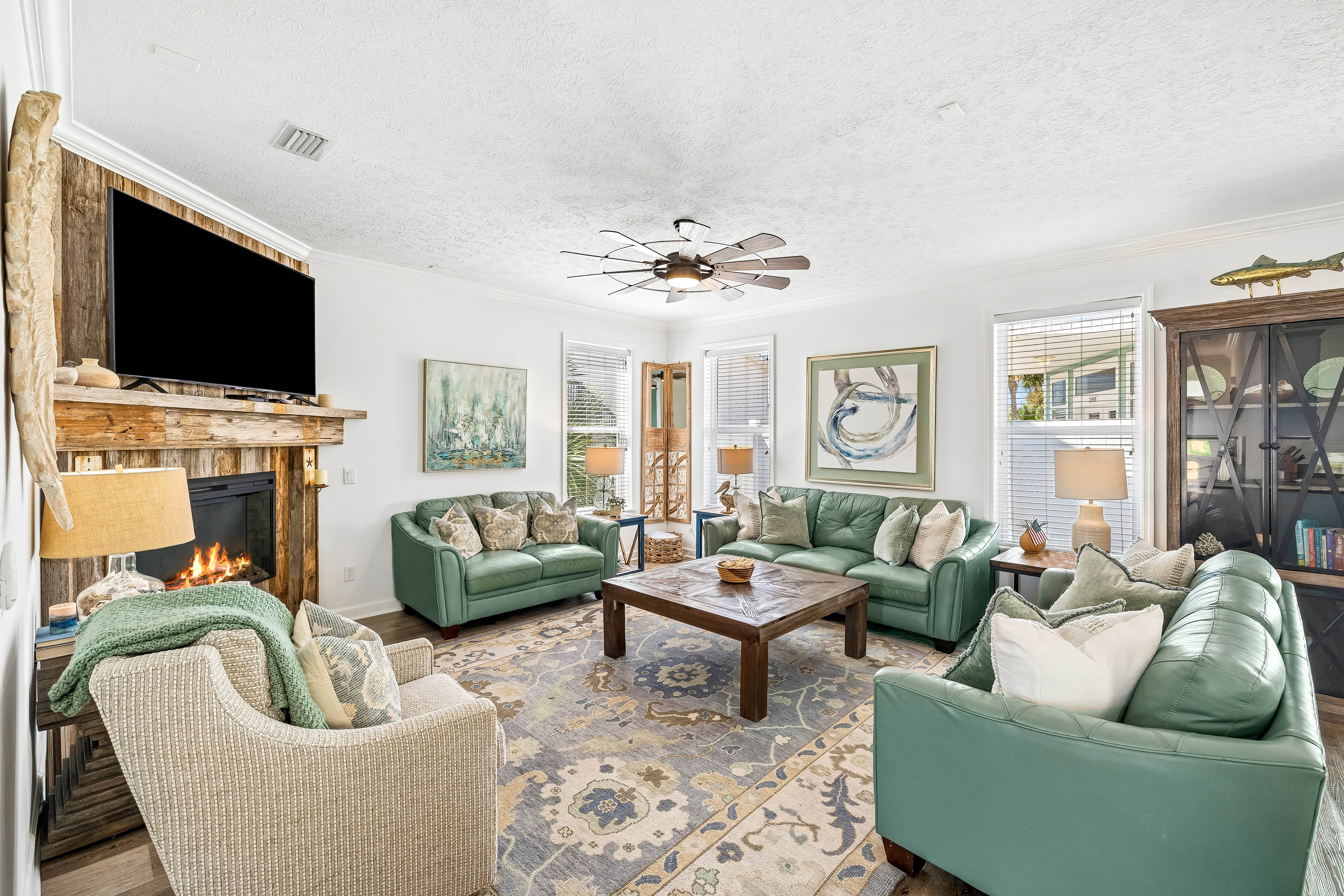  Gulf-View Coastal Retreat With Private Pool and Indoor-Outdoor Bar - 物件實景