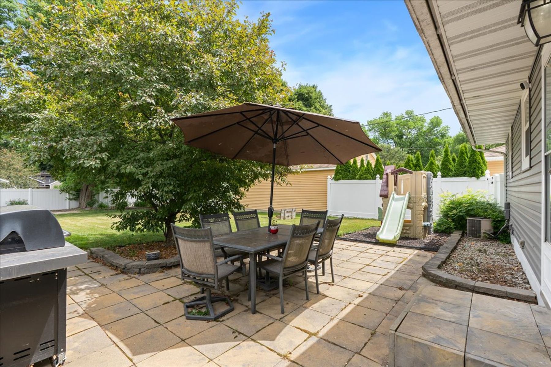  Beautifully Remodeled Rambler Near Downtown Rochester - 物件實景