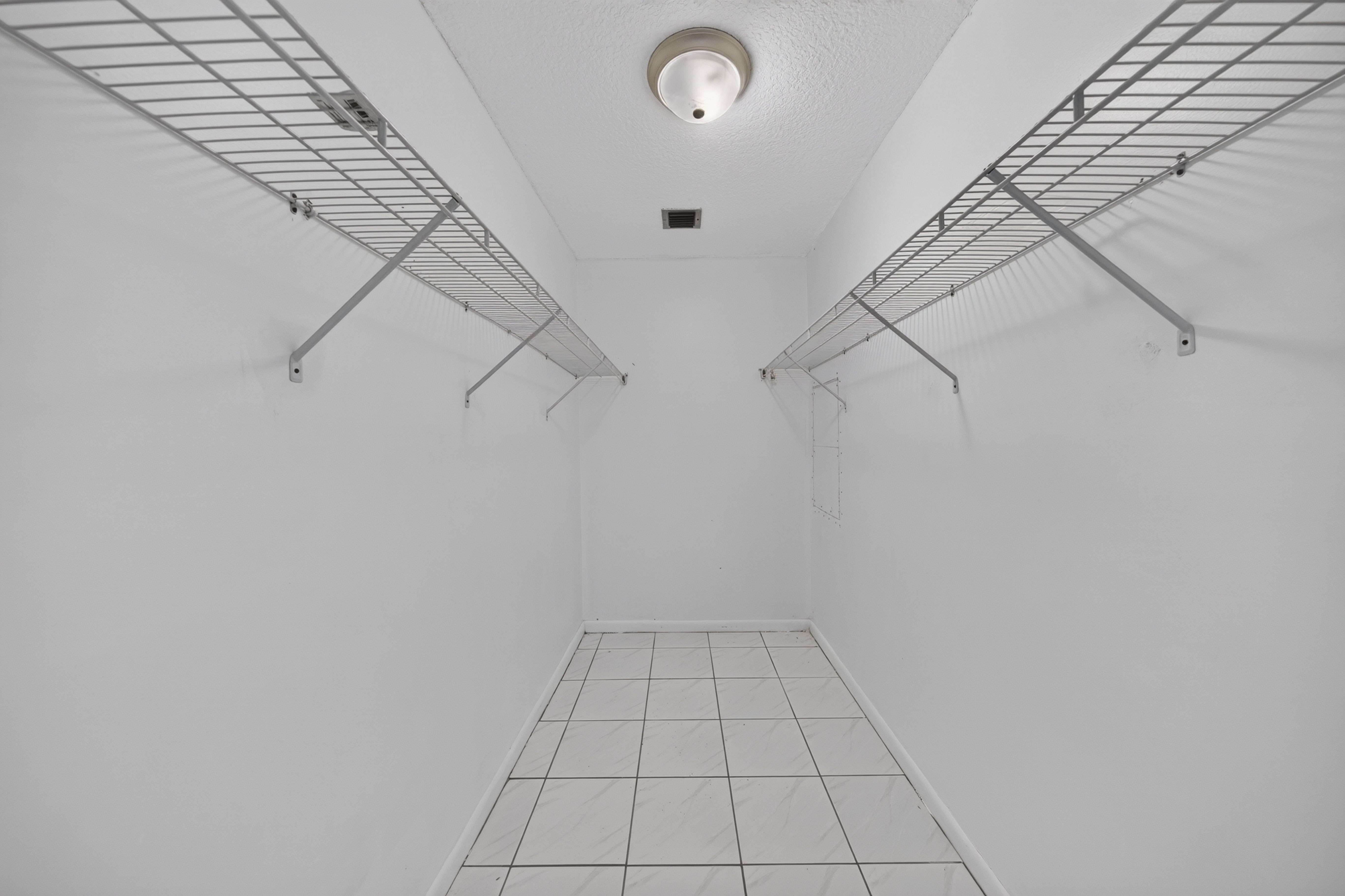  2230 Nova Village Dr, Davie, FL, 33317 - 物件實景