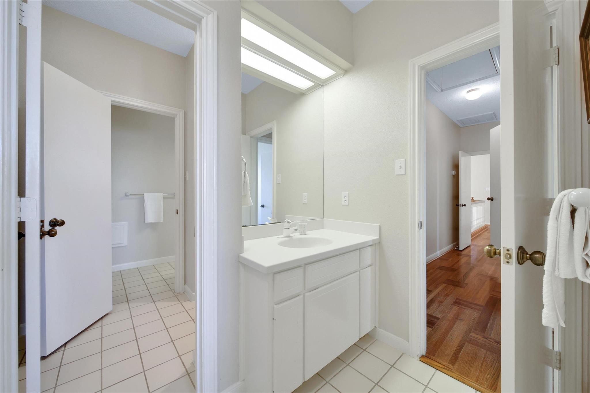 Conroe, Texas, 77356, United States, 3 Bedrooms Bedrooms, ,4 BathroomsBathrooms,Residential,For Sale,1974548