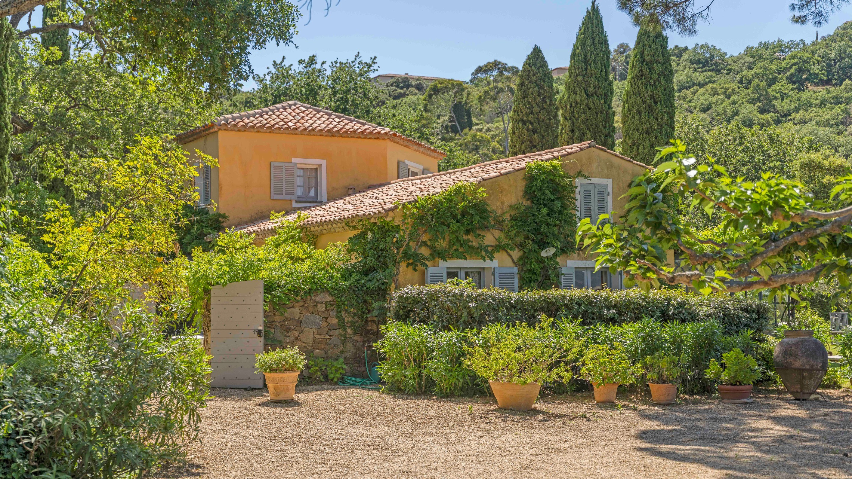  Gassin luxury estate with sea views, guest house and 13 446 sqm landscaped grou… - 物件實景