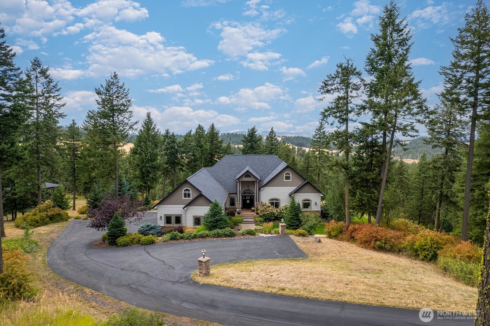 Spokane, Washington, 99208, United States, 5 Bedrooms Bedrooms, ,4 BathroomsBathrooms,Residential,For Sale,1975887