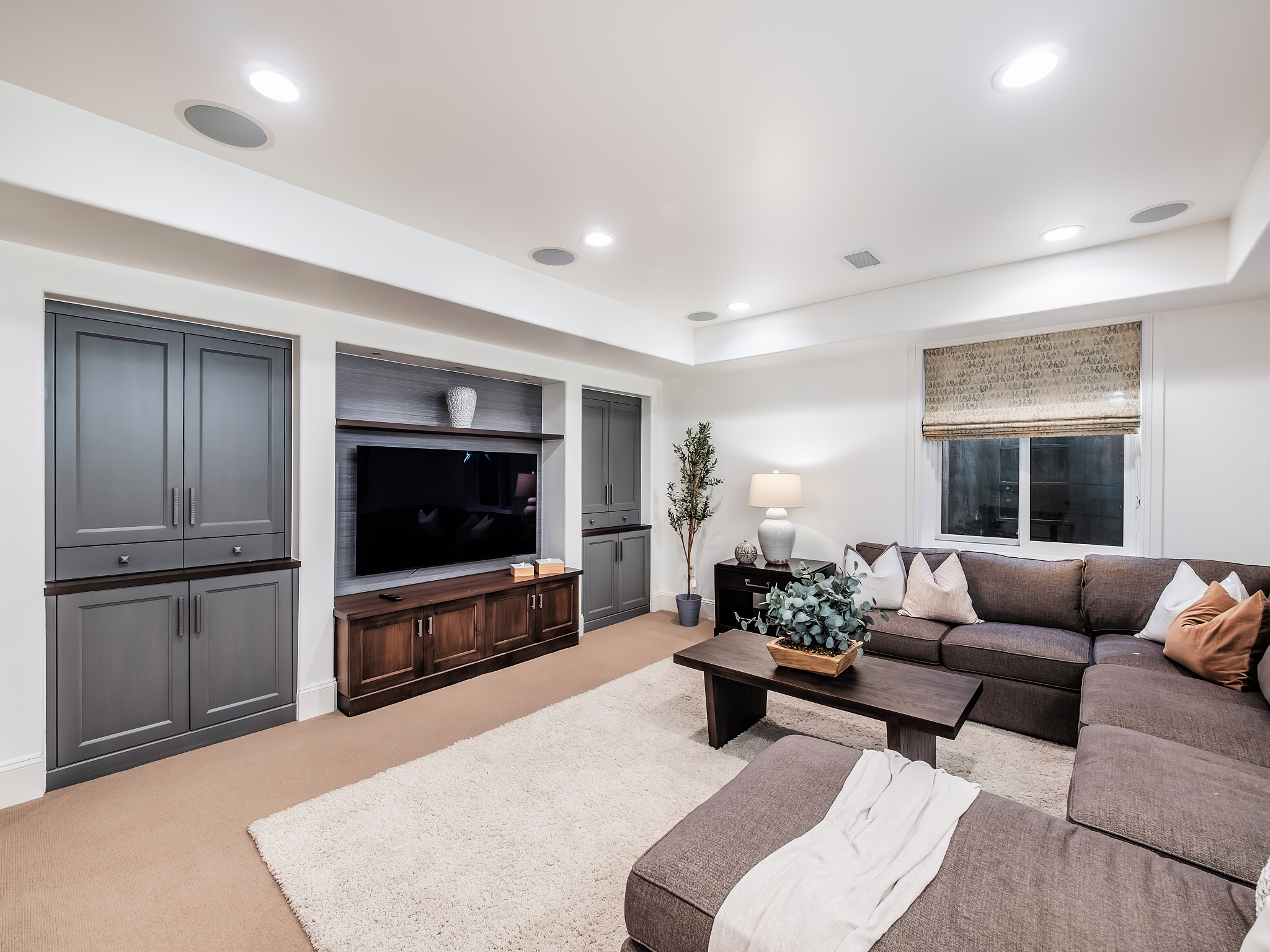  Beautifully Reimagined Custom Home - 物件實景