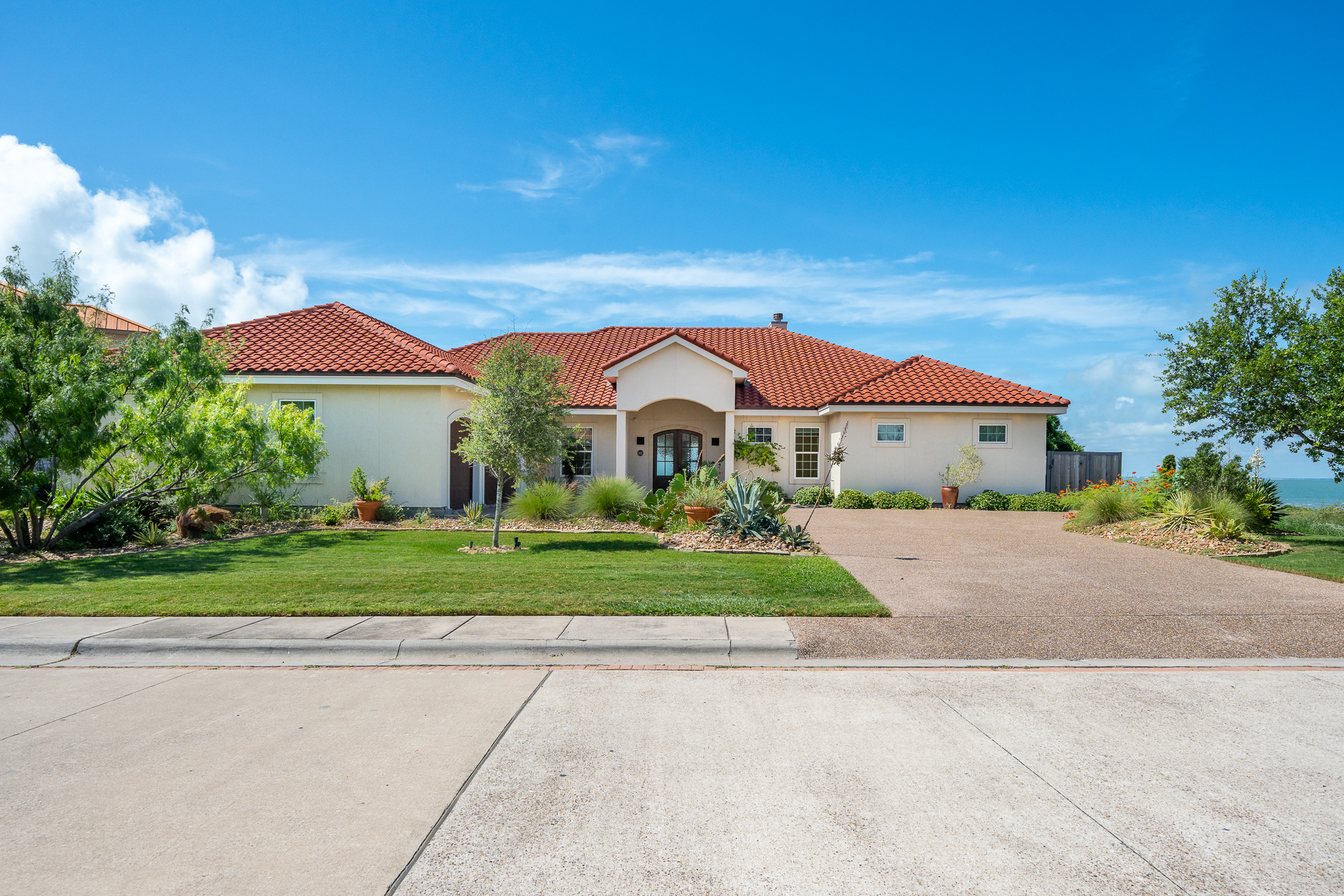 Portland, Texas, 78374, United States, 4 Bedrooms Bedrooms, ,4 BathroomsBathrooms,Residential,For Sale,1898876