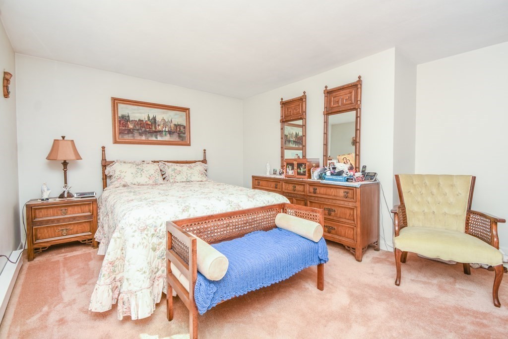 Nahant, Massachusetts, 01908, United States, 4 Bedrooms Bedrooms, ,3 BathroomsBathrooms,Residential,For Sale,1943119