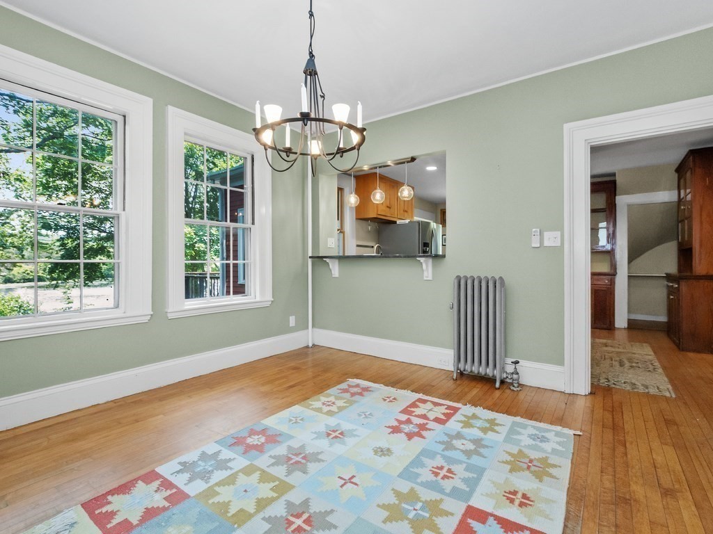 Waltham, Massachusetts, 02453, United States, 6 Bedrooms Bedrooms, ,3 BathroomsBathrooms,Residential,For Sale,1892222