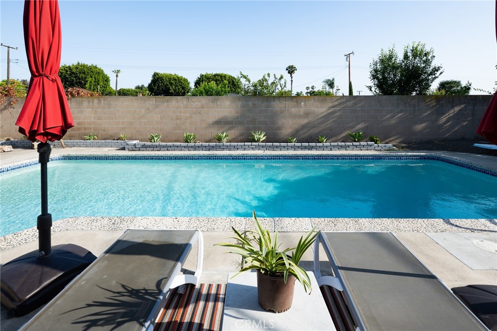 Garden Grove, California, 92841, United States, 4 Bedrooms Bedrooms, ,2 BathroomsBathrooms,Residential,For Sale,1846851