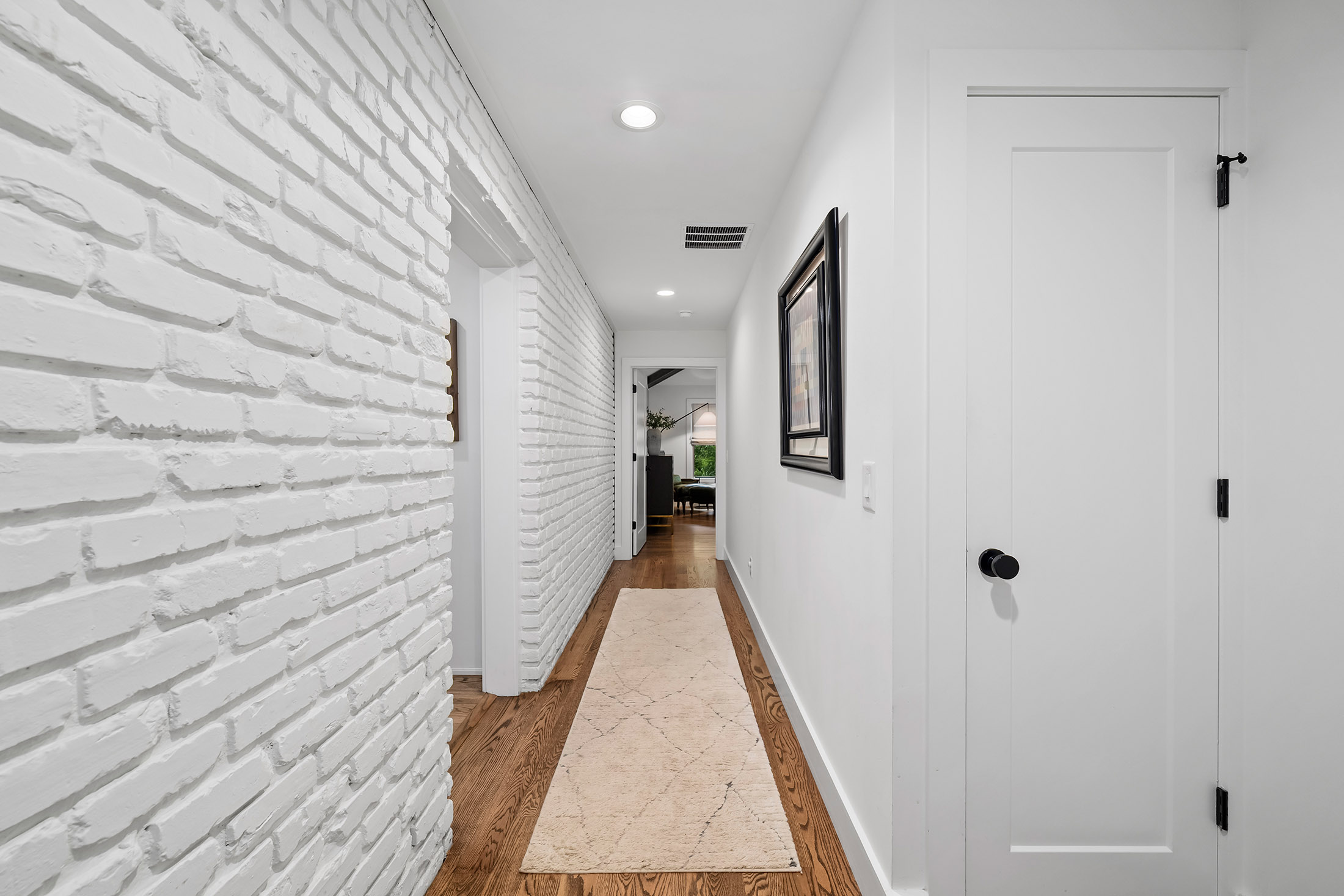  Extensively Renovated Home in the Heart of Downtown Alpharetta - 物件實景