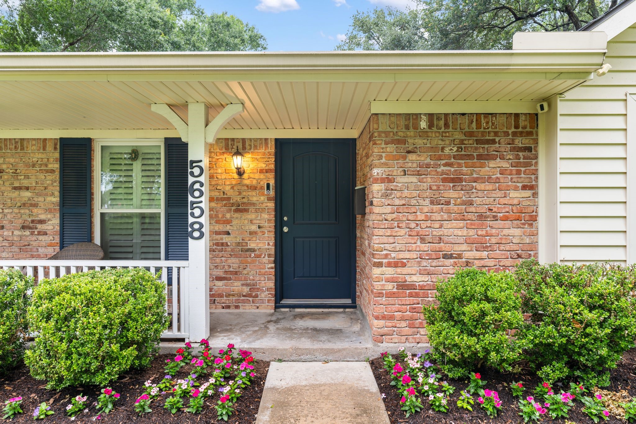  5658 Cartagena Street - 物件實景
