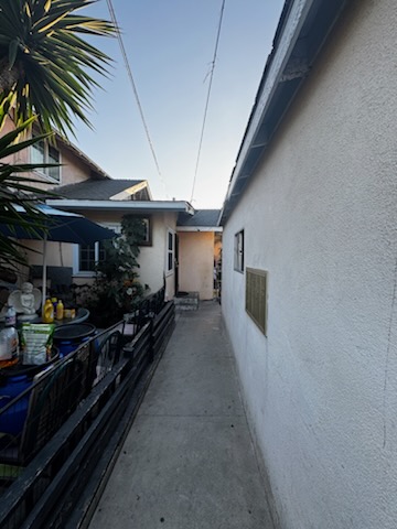 Inglewood, California, 90304, United States, 7 Bedrooms Bedrooms, ,Residential,For Sale,1923768