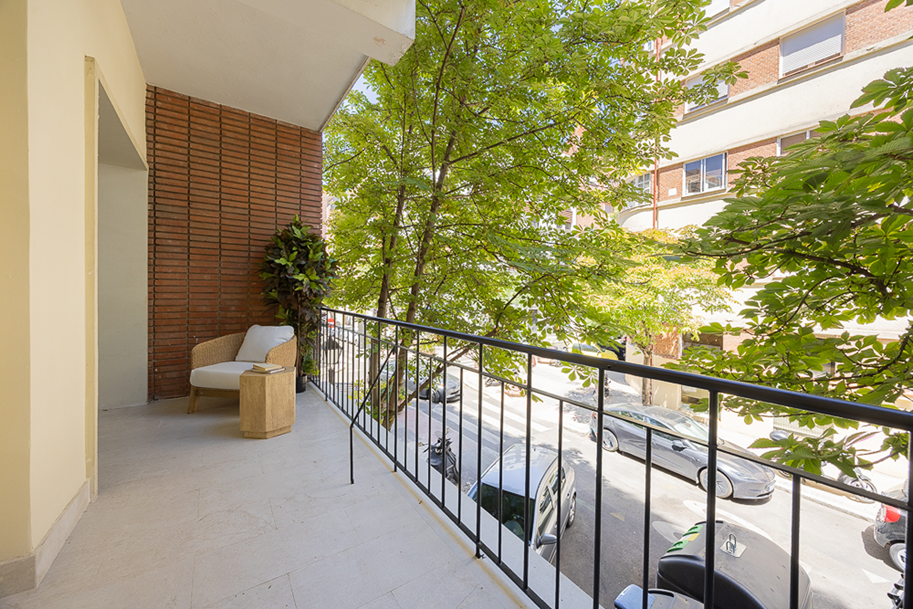  Fantastic 4-bedroom home with a private patio, in the Salamanca neighborhood. - 物件實景
