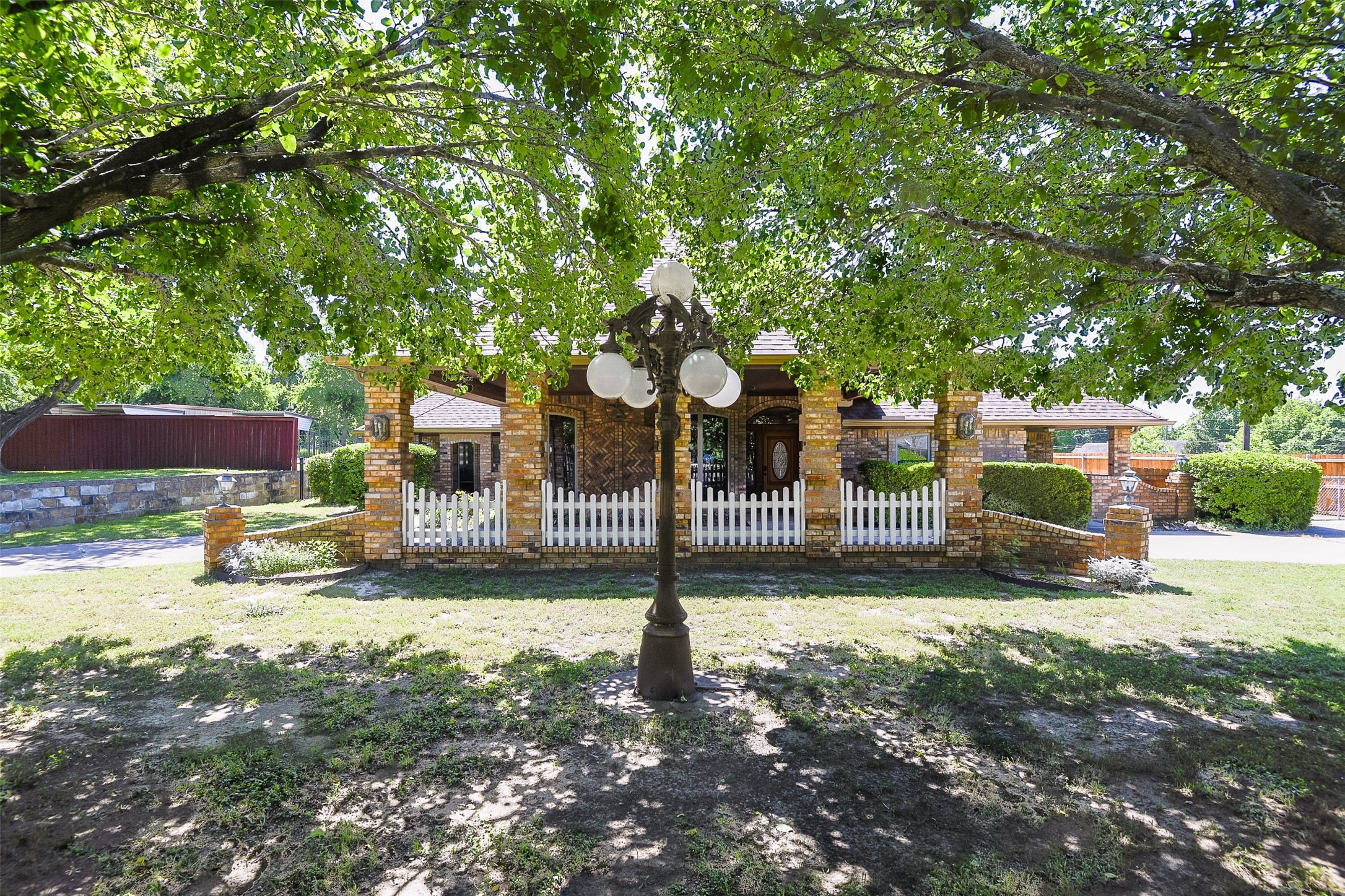 Ovilla, Texas, 75154, United States, 3 Bedrooms Bedrooms, ,4 BathroomsBathrooms,Residential,For Sale,1866219