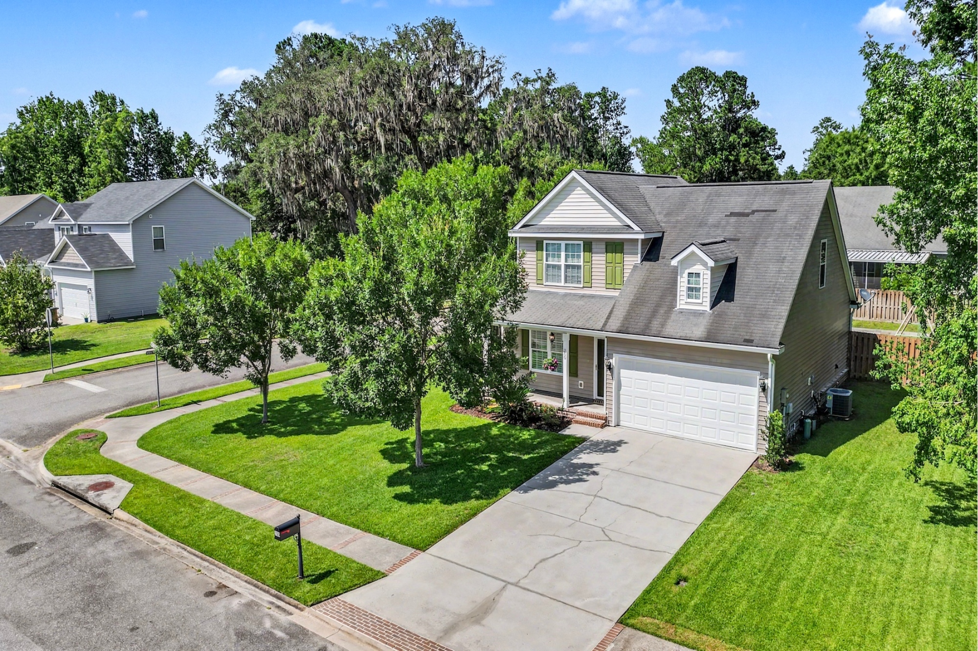  200 Sawgrass Drive - 物件實景