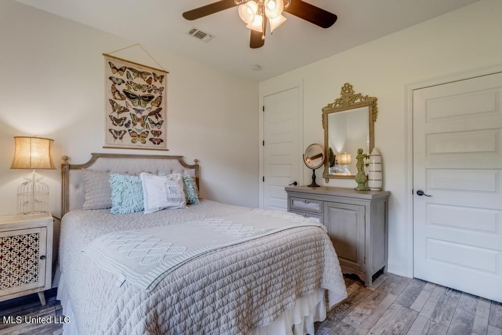 Biloxi, Mississippi, 39531, United States, 4 Bedrooms Bedrooms, ,3 BathroomsBathrooms,Residential,For Sale,1974223