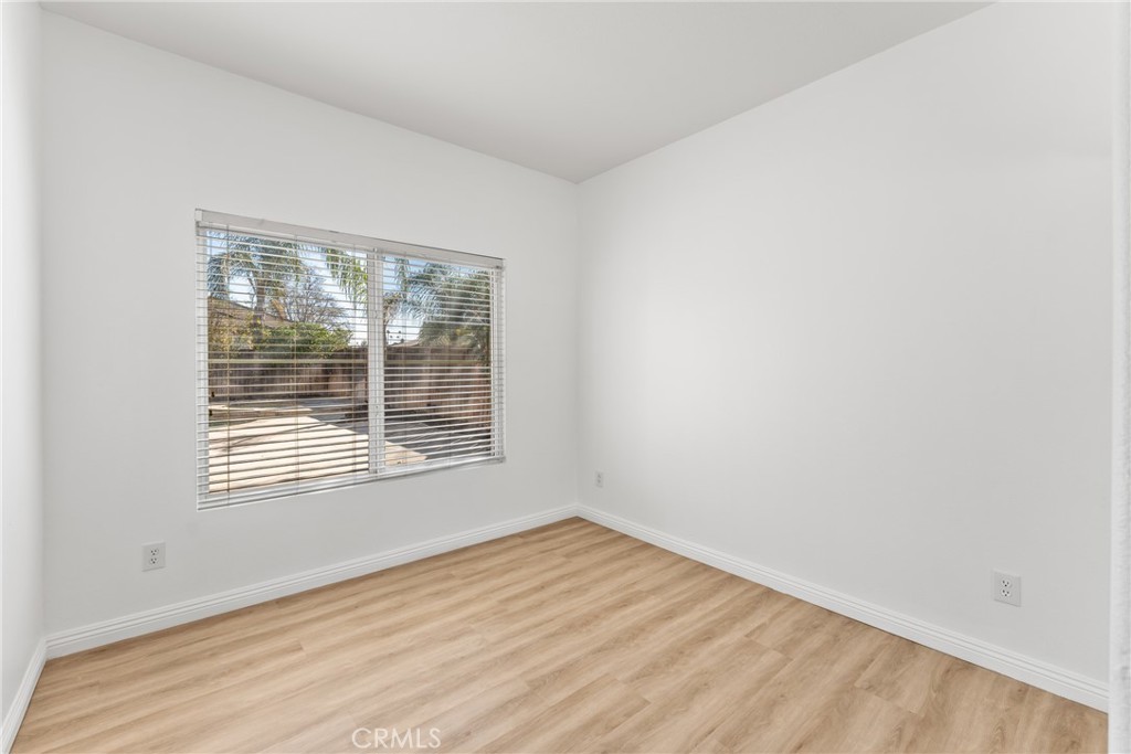 Riverside, California, 92501, United States, 5 Bedrooms Bedrooms, ,3 BathroomsBathrooms,Residential,For Sale,2003384