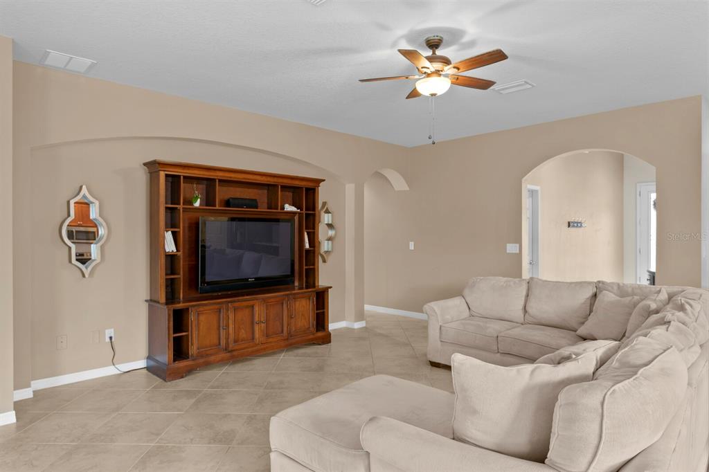Lutz, Florida, 33558, United States, 4 Bedrooms Bedrooms, ,2 BathroomsBathrooms,Residential,For Sale,1760226
