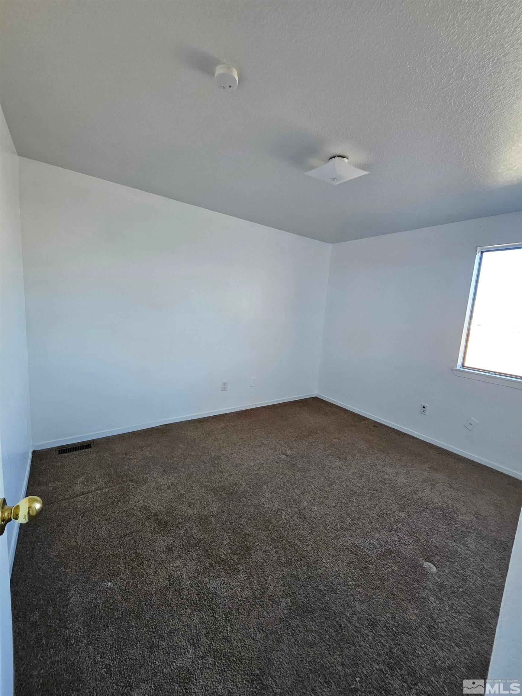 Gardnerville, Nevada, 89460, United States, 3 Bedrooms Bedrooms, ,3 BathroomsBathrooms,Residential,For Sale,1760398