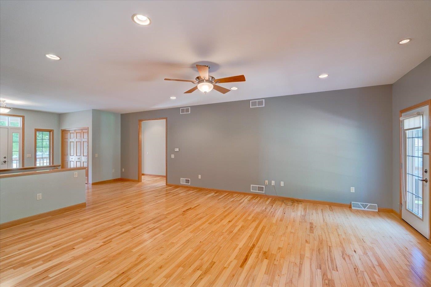 Cross Plains, Wisconsin, 53528, United States, 4 Bedrooms Bedrooms, ,3 BathroomsBathrooms,Residential,For Sale,1914222