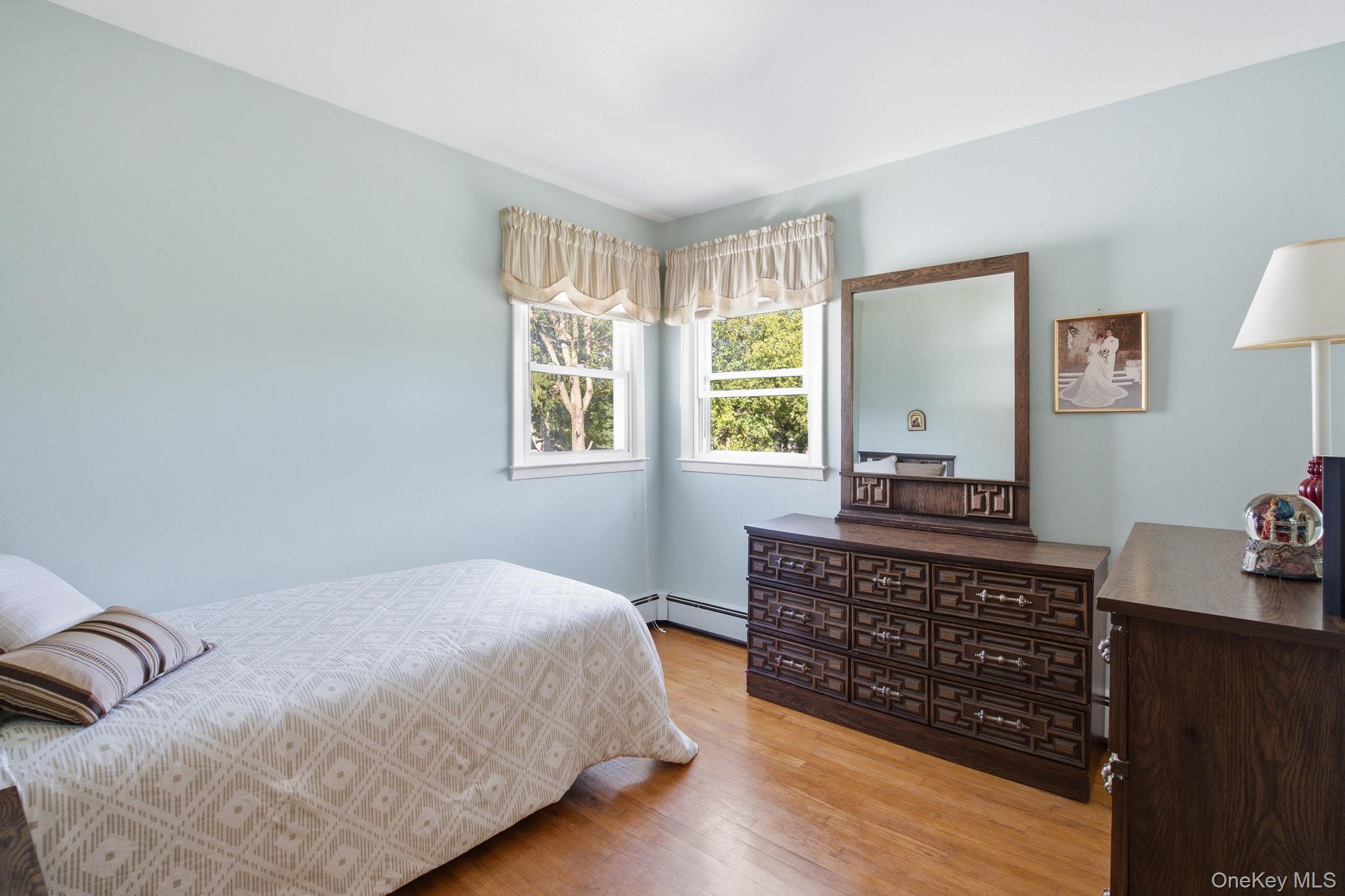  249 E 17th Street, Huntington Station, NY, 11746 - 物件實景