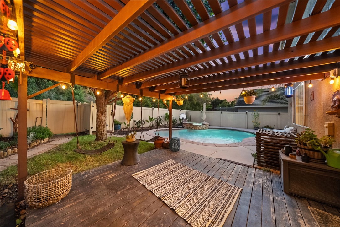 Temecula, California, 92592, United States, 3 Bedrooms Bedrooms, ,3 BathroomsBathrooms,Residential,For Sale,1927855
